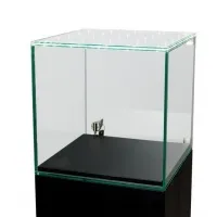 Urna-vitrina de vidrio con puerta y vidrio-led