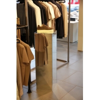 Peana de espejo metacrilato