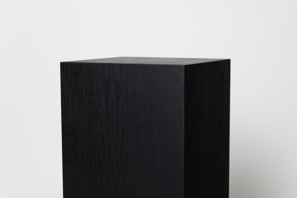 Comprar peana de madera de roble ✔️ Pedestal de madera maciza